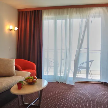 Junona 3* Baska Voda